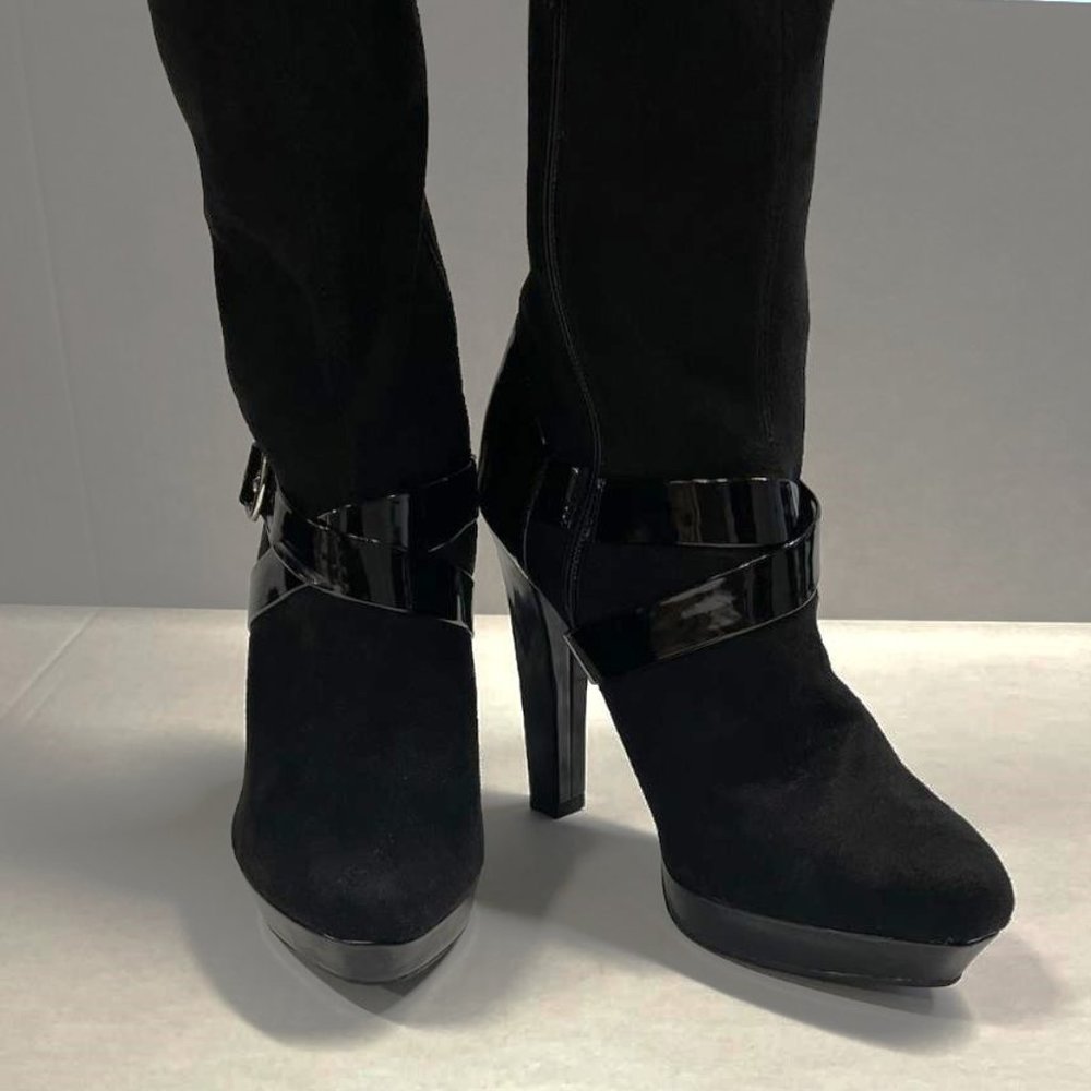 Jennifer Lopez Lucille boots